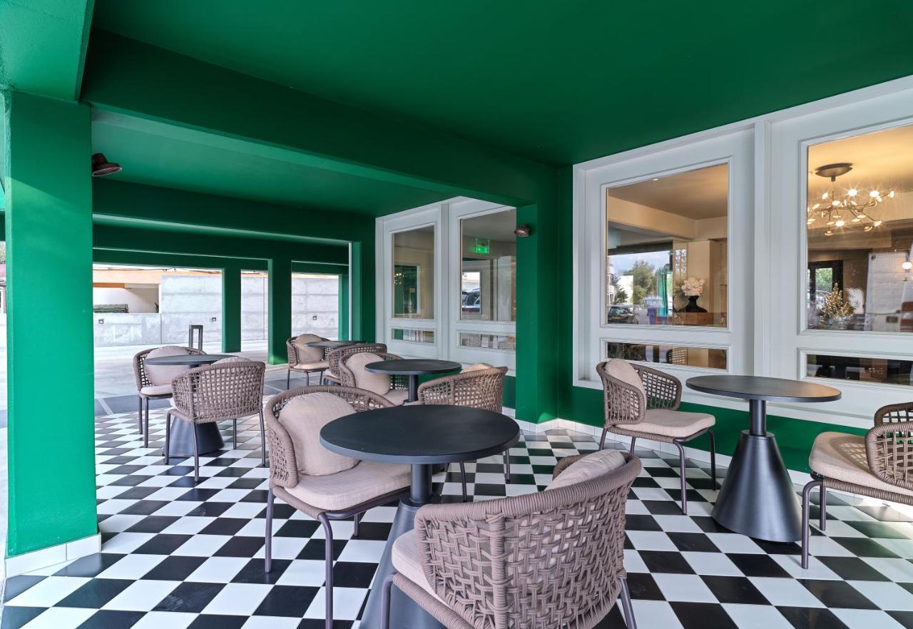 Liv The City Suites Adults Only Larnaka Exterior foto