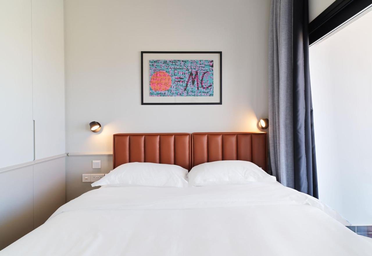 Liv The City Suites Adults Only Larnaka Exterior foto